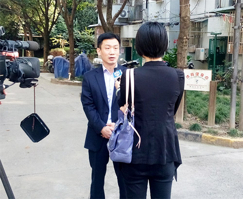 公司總經理汪興國接受媒體采訪