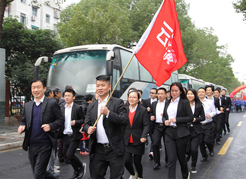 云蘭健兒英姿颯爽，添彩“美麗靜安 快樂彭浦”第10屆迎新健步行